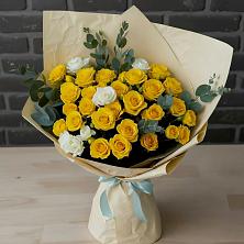 Букет цветов из:  Розы в Карате