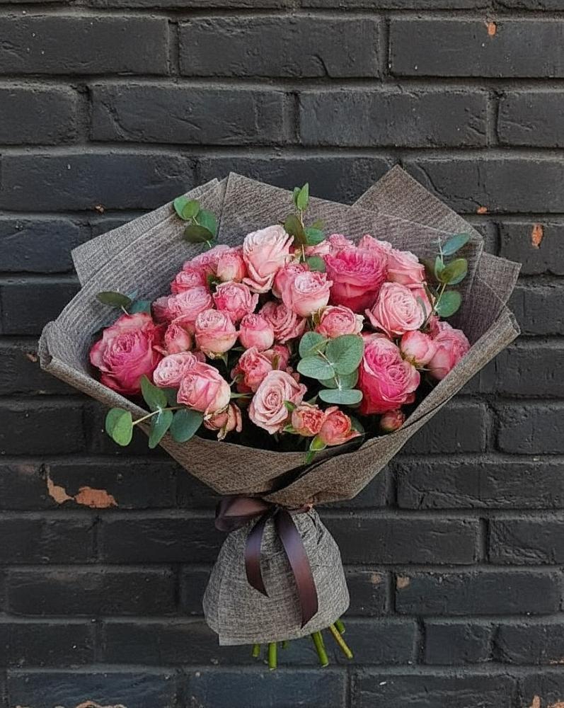 Букет цветов из: Розы в Карате