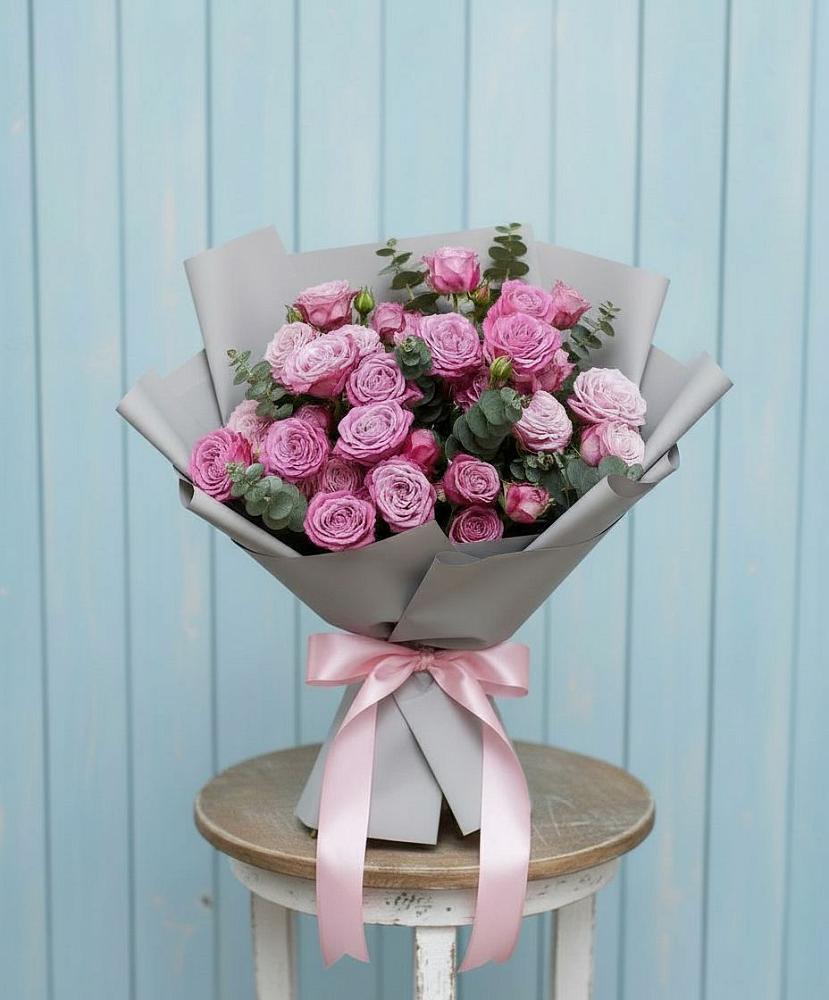 Букет цветов из: Розы в Карате