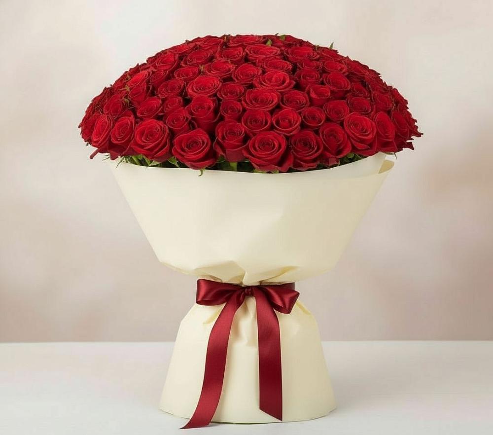 Букет 101 Красная роза Милано в Карате