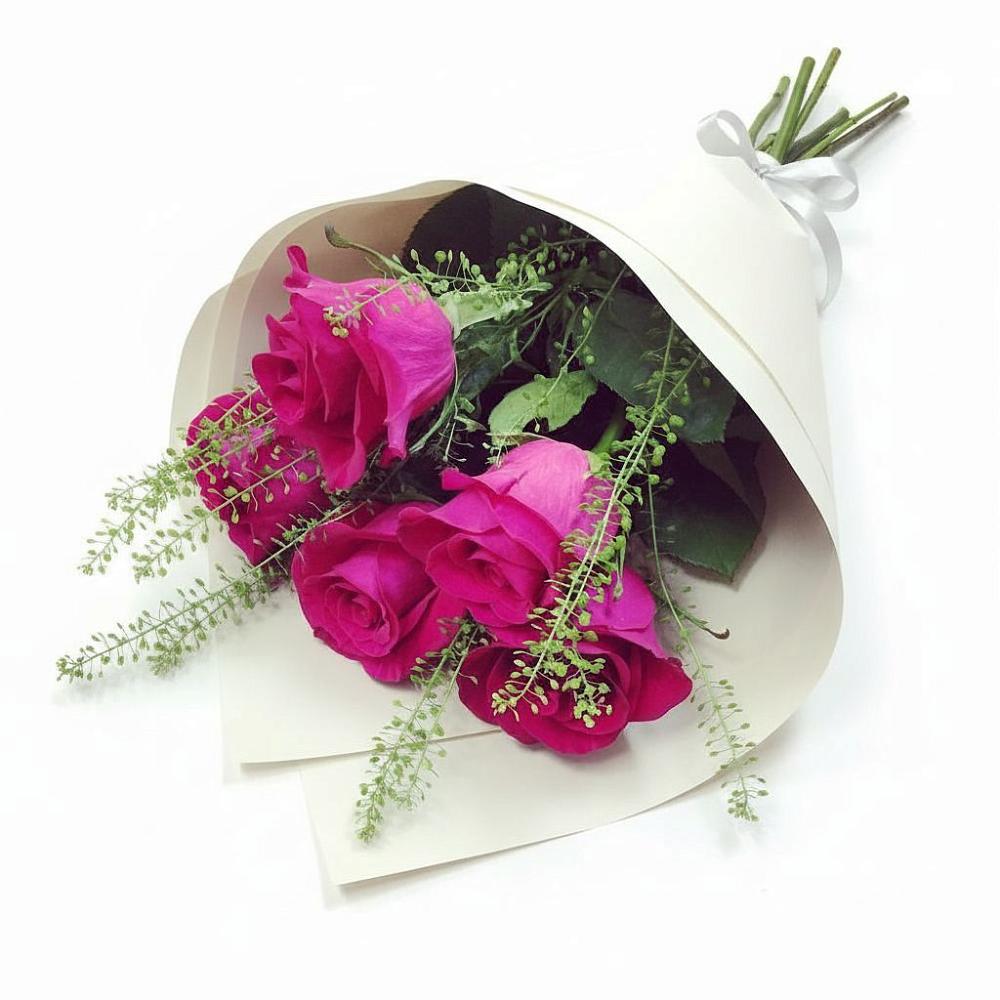 Букет цветов из: Розы в Карате