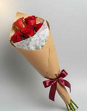 Букет цветов из:  Розы в Карате
