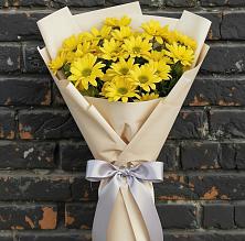 Букет цветов из:  Хризантемы в Карате