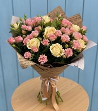 Букет цветов из:  Розы в Карате