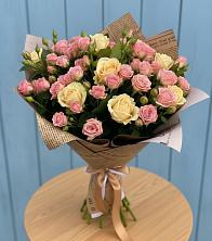 Букет цветов из:  Розы в Карате