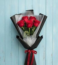 Букет цветов из:  Розы в Карате