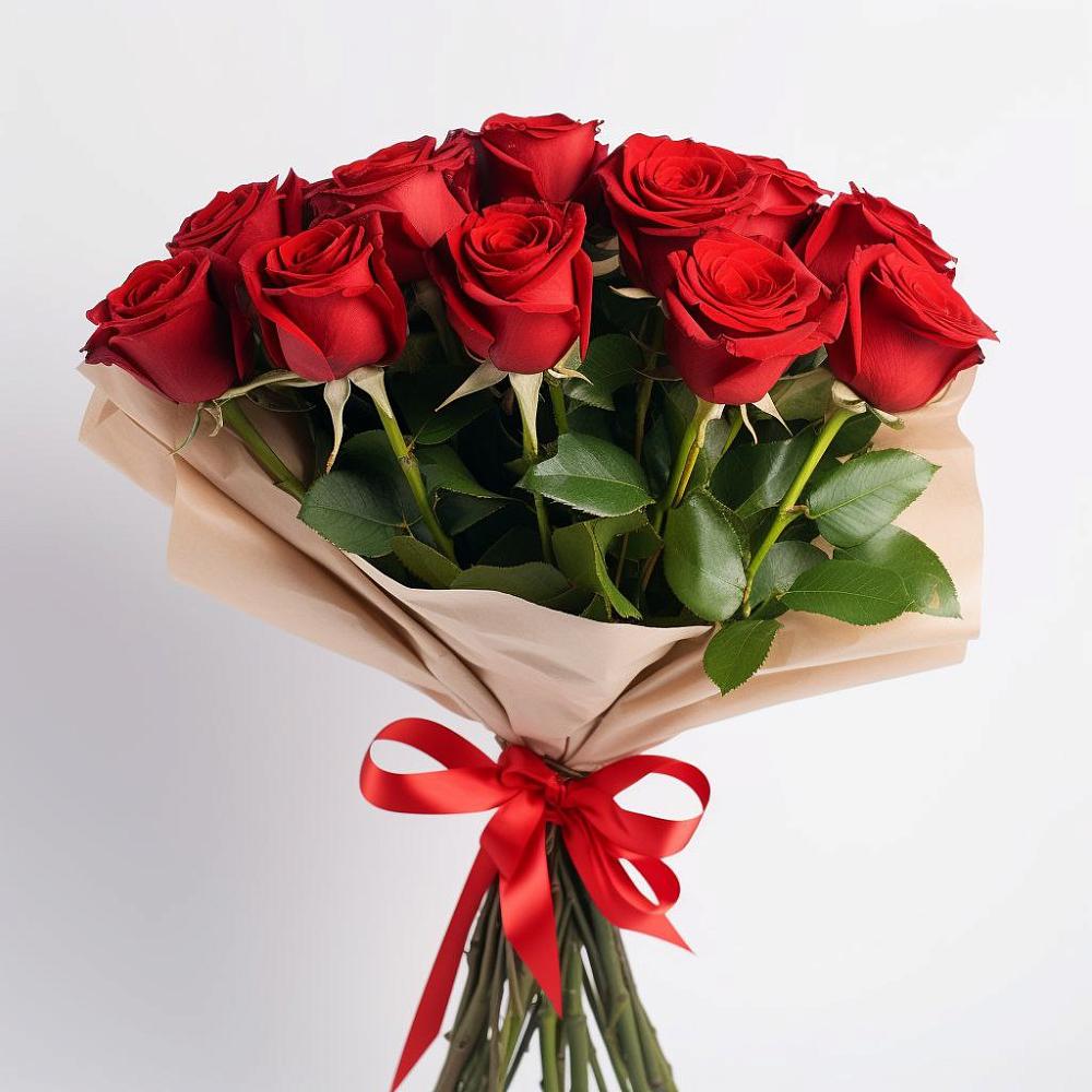 Букет 11 Красных роз Эдлесс Лав в Карате